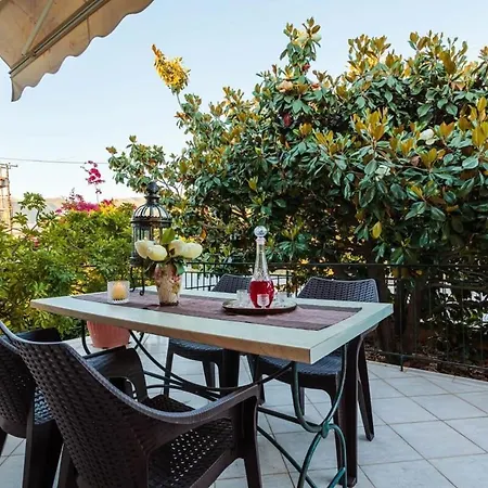 Stylish Seaside - Fully Equipped, Big Terrace * Kalamata