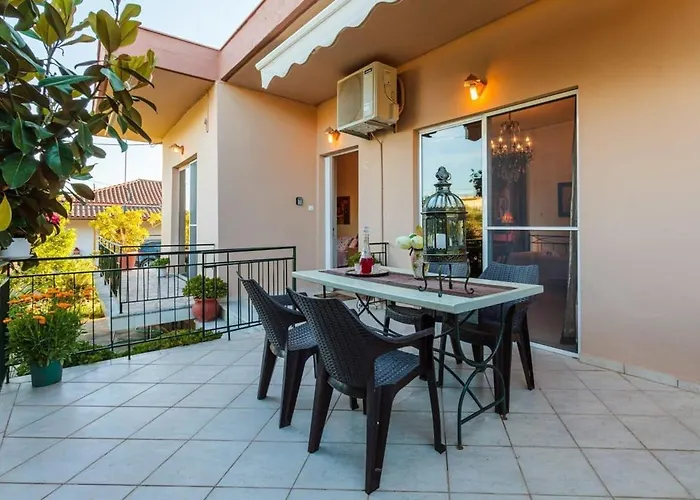 Stylish Seaside - Fully Equipped, Big Terrace *