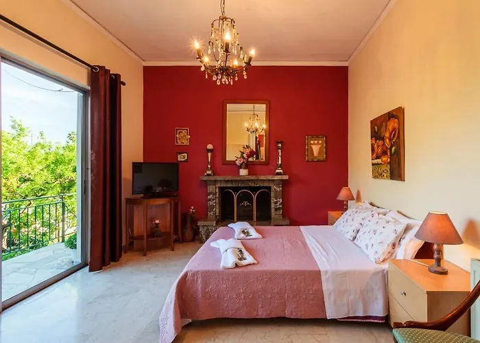 Stylish Seaside - Fully Equipped, Big Terrace Casa vacanze Kalamata