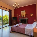 Stylish Seaside - Fully Equipped, Big Terrace Сasa de vacaciones *