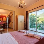 Stylish Seaside - Fully Equipped, Big Terrace Kalamata